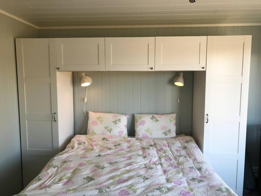 Hytte Ved Sjoen Napp Exterior foto