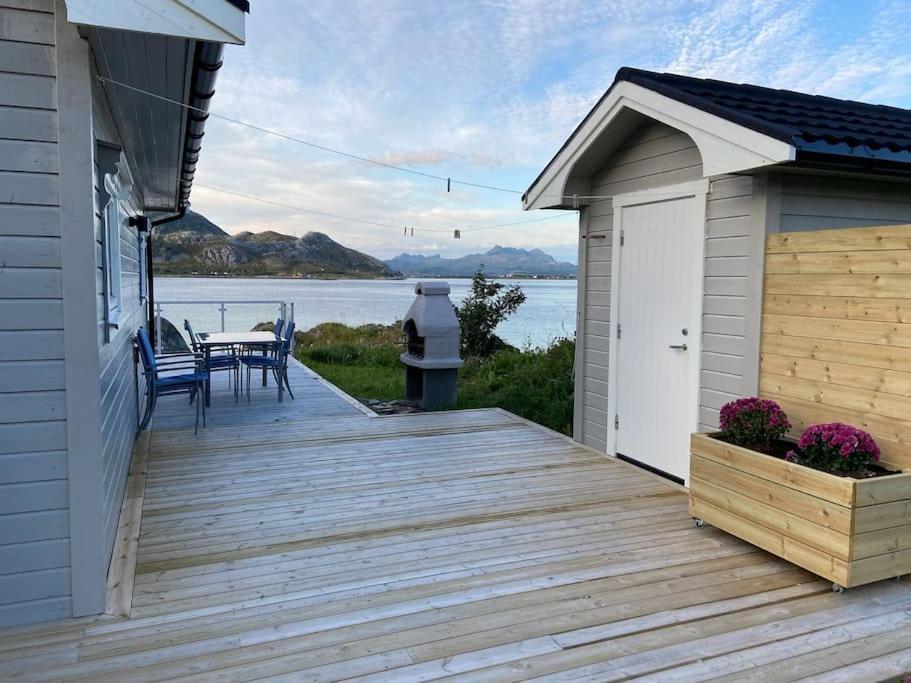 Hytte Ved Sjoen Napp Exterior foto