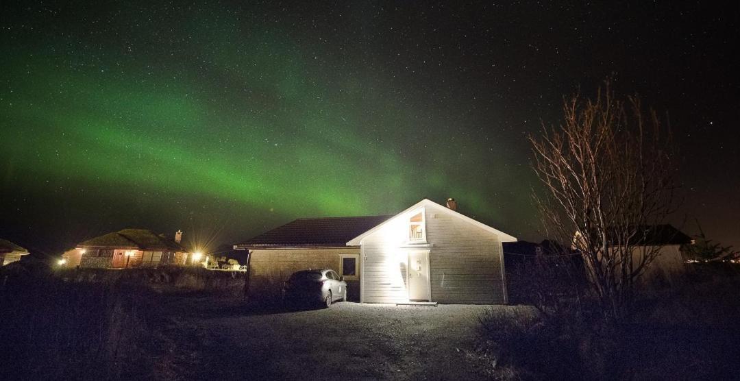 Hytte Ved Sjoen Napp Exterior foto